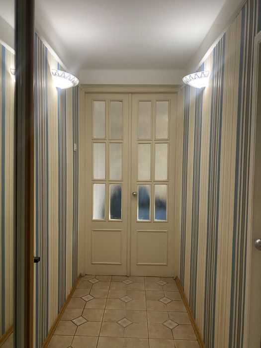 Подобово 2-х кімнатна, залізничний вокзал, газ, 5 поверх