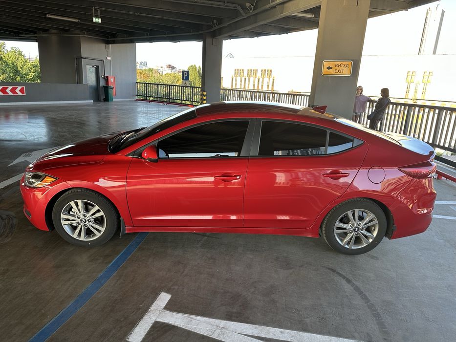 Hyundai Elantra 2.0 газ/бензин