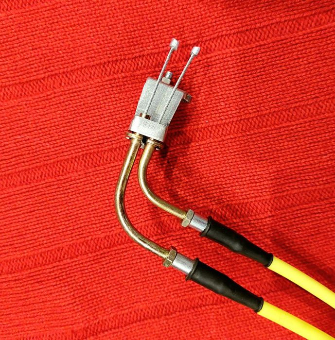 Трос газу з кріпленням до пульта МТ Днепр ,Урал до карбюраторів PZ30