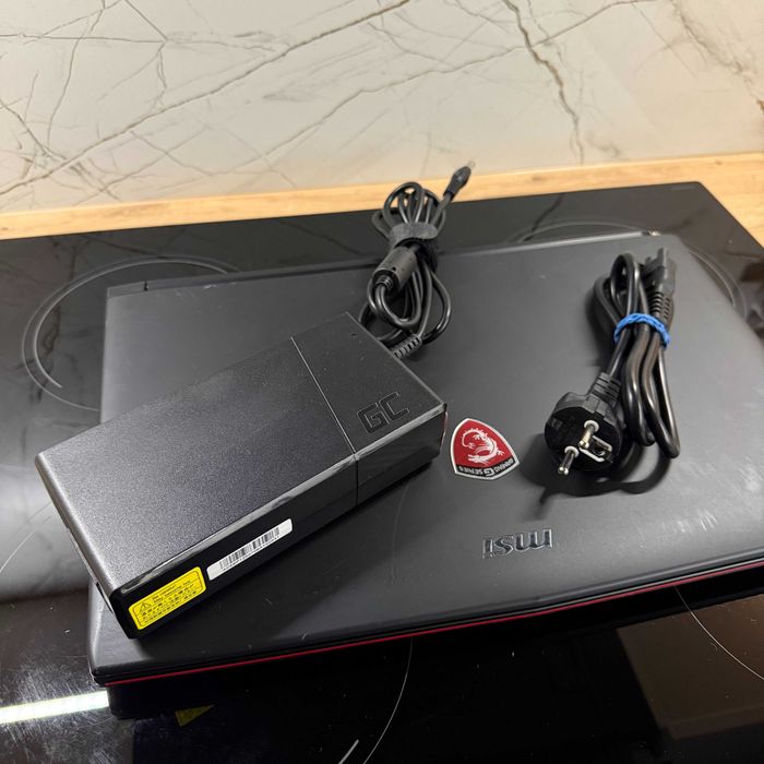 Laptop MSI Leopard Pro GP62MVR 6RF - Intel i7-6700HQ 16/256GB GTX 1060