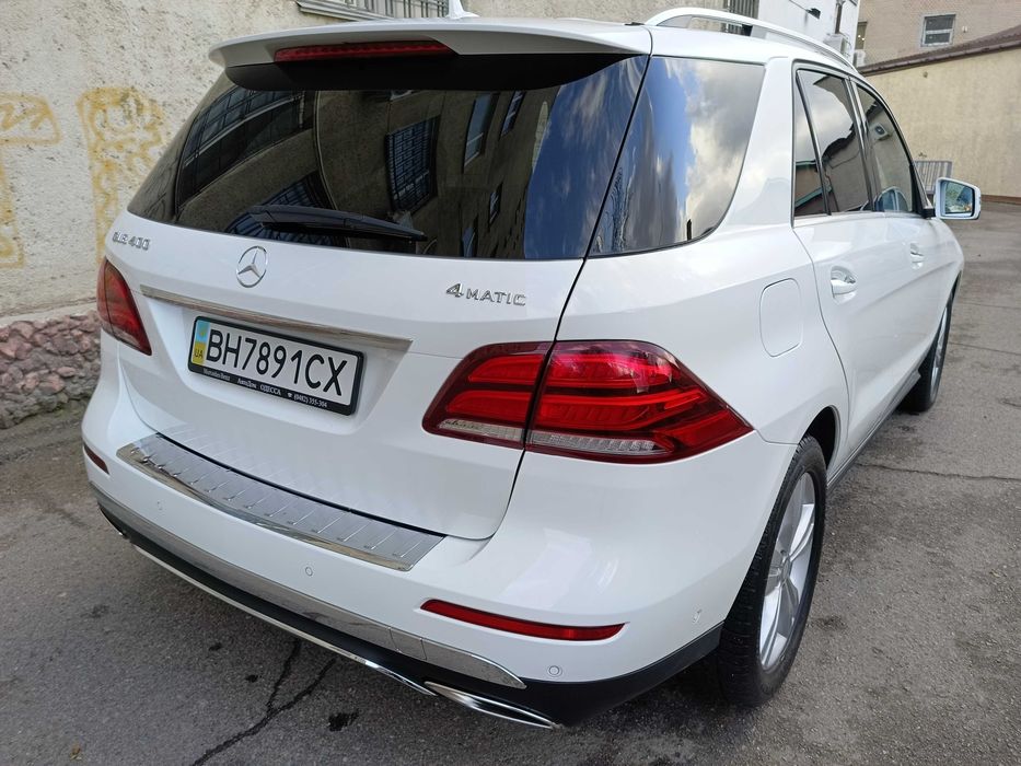 Mercedes-Benz GLE 400 Офiцiйний