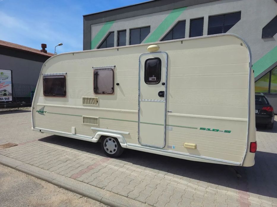 Avondale Dart 515  Przyczepa kempingowa AVONDALE DART 515 – gotowa do podróży!