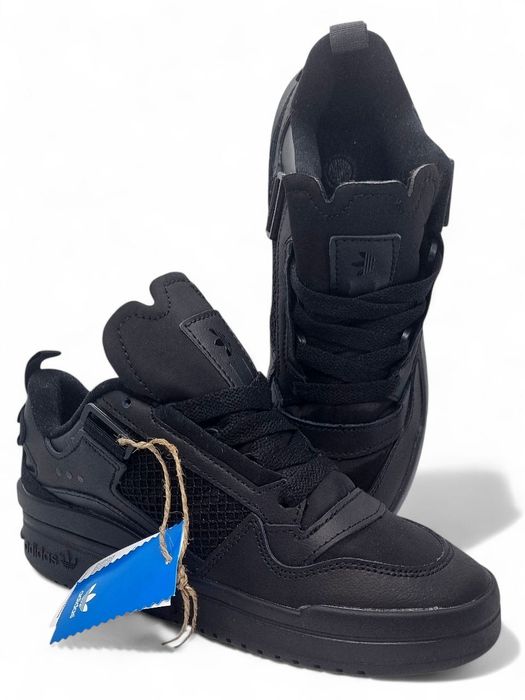 Шкіряні жіночі демісезонні кросівки Adidas Forum Low (38р/39р/40р/41р)