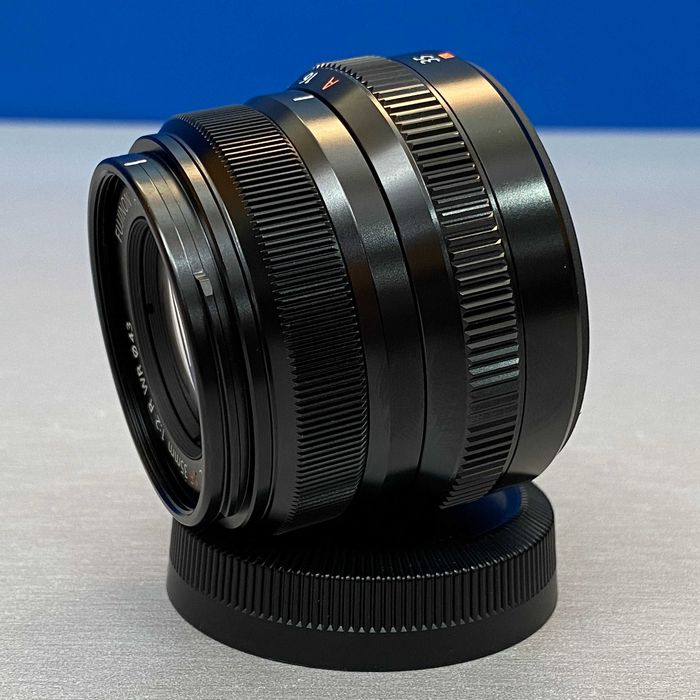 Fujifilm XF 35mm f/2 R WR
