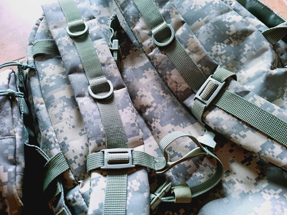 Duży plecak militarny + 4 kieszenie taktyczne - pixel camo