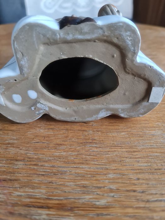 Budda - figurka porcelanowa