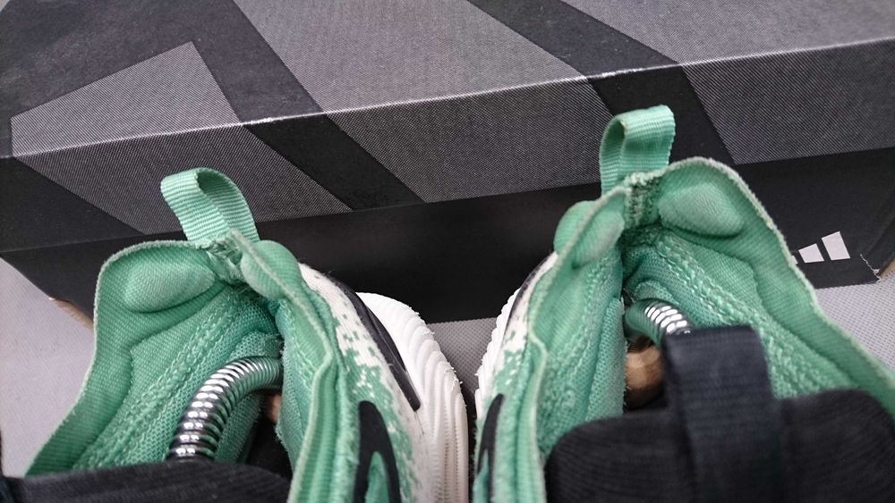 Buty Adidas Trae Young 3 Preloved Green Basket R.40 dwie trzecie