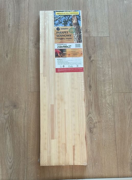 parapet sosnowy 250x900x27 mm