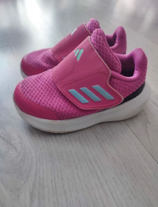 Buty Adidas 23 stan bardzo dobry +