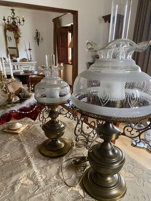 Candeeiros em cobre prontos a usar