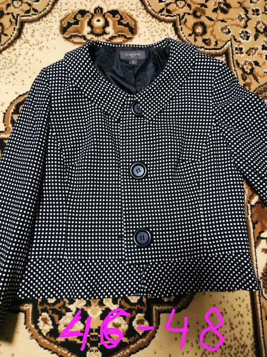 Продам куртку 48-50