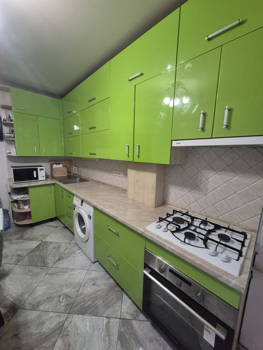 Продам кухню в зборі бу