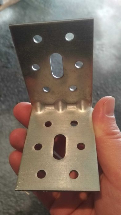 Кут монтажний покрівельний 70х70х50 в асортименті. Власне виробництво.