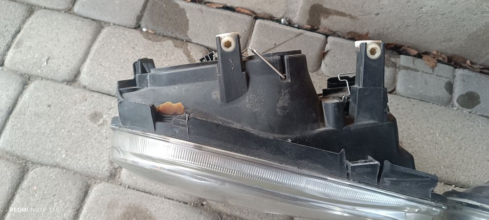 Lampa przód VW golf 4. Valeo.