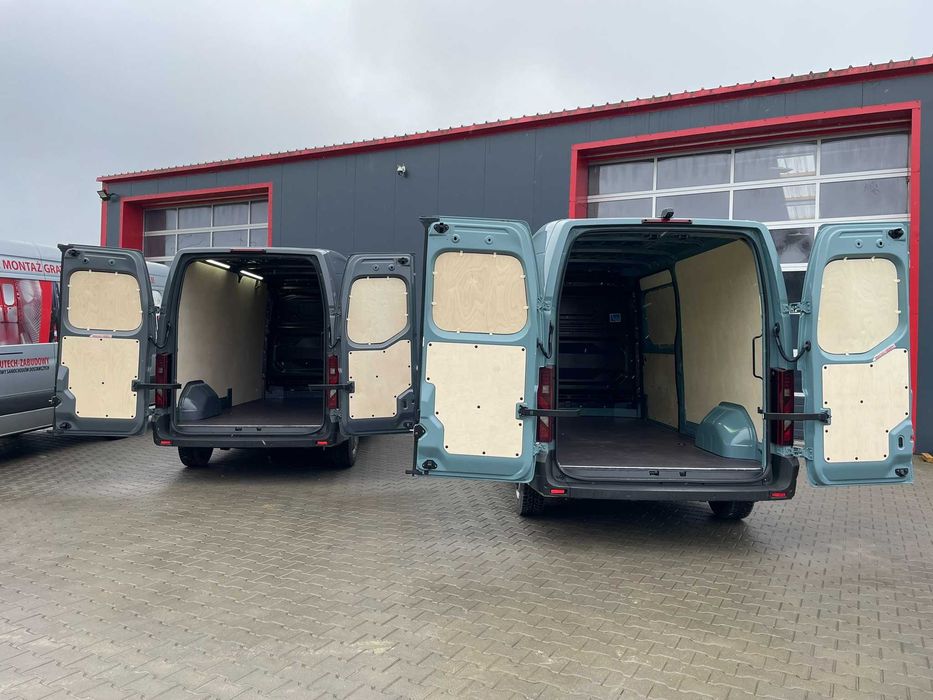Zabudowa samochodu auta dostawczego Renault Master L3H2