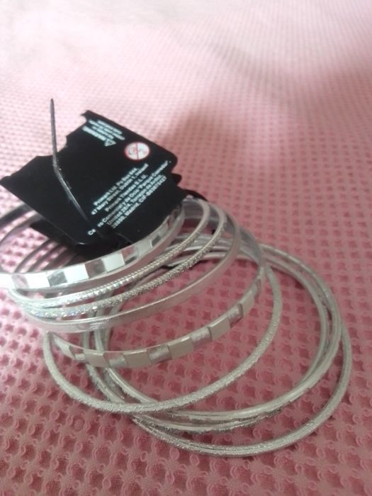 Pulseiras novas da primark