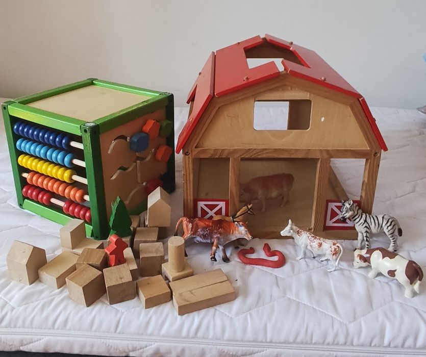 Zestaw zabawek drewnianych ,klocki kostka edukacyjna