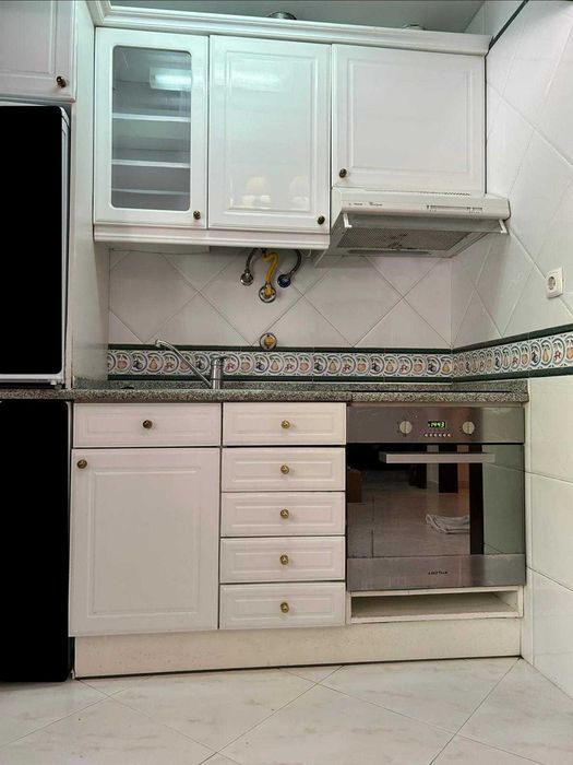 Cozinha/Kitchenette Completa 2,00 m + Placa Vitrocerâmica + Forno + Exaustor