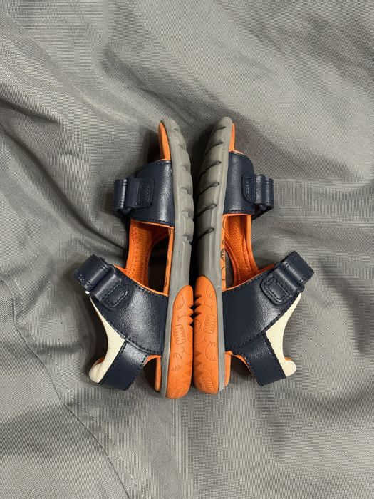 Сандали от Clarks натур. кожа(в идеале)
