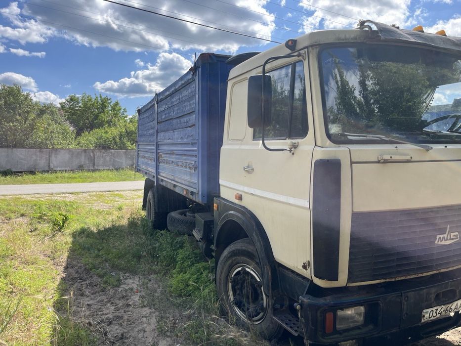Продам МАЗ бортовий