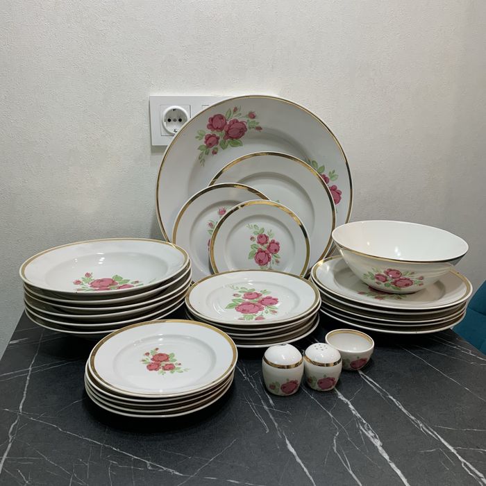 Фарфор южноуральский фарфоровый завод  набор посуды тарелки позолота