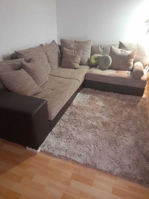 Sofá modular castanho e bege