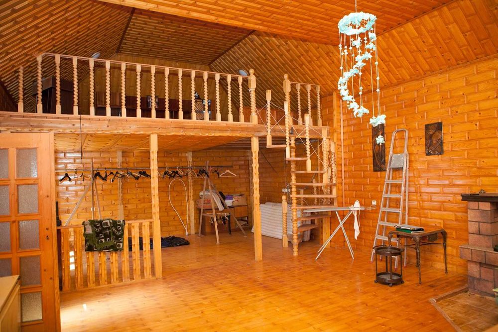 Будинок в Берегові для проживання чи бізнесу