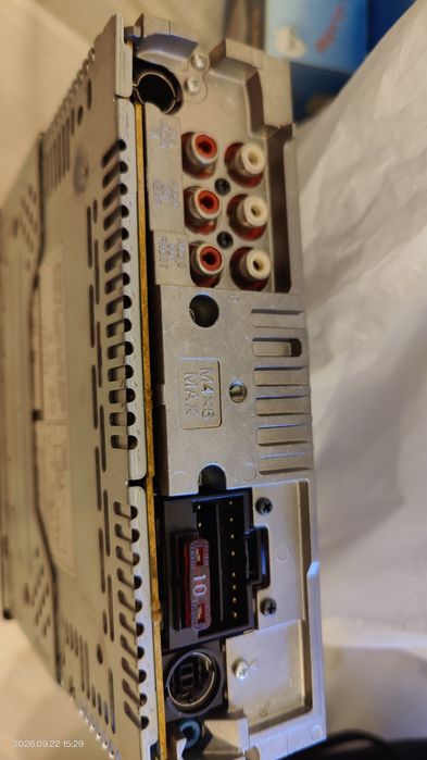 Auto Radio Sony CdX-Gt  300 s