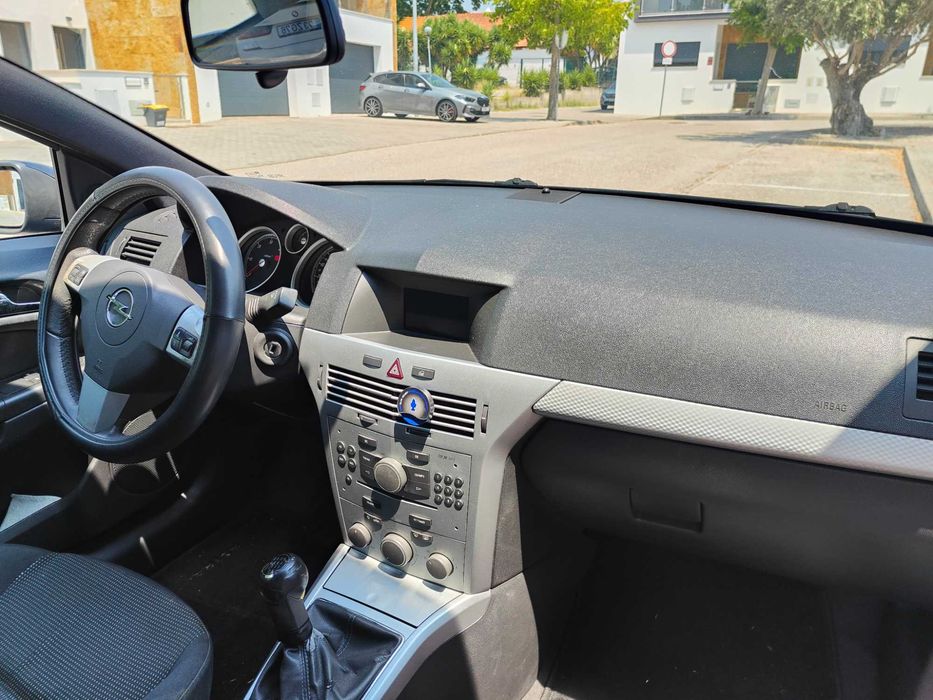 Opel Astra H 1.3 GTC