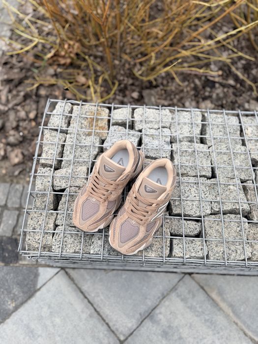 Кросівки трендові 9060 New Balance | тренд весни 2026