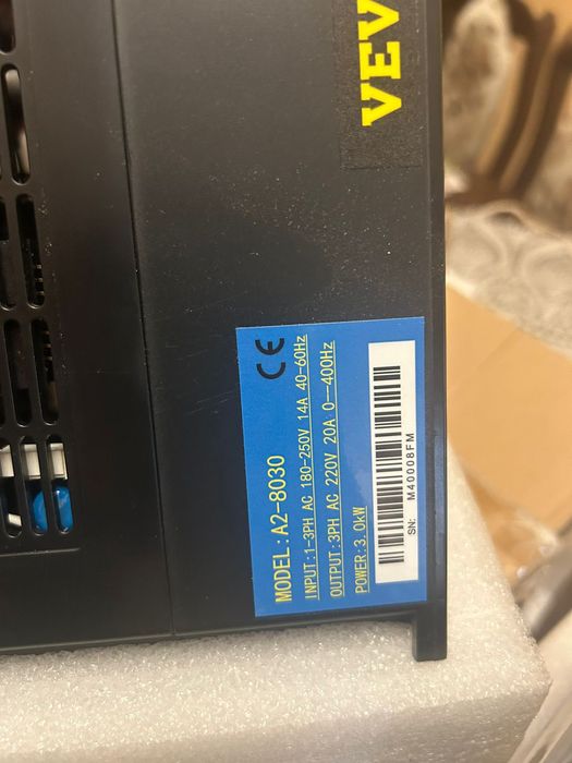 Частотний перетворювач VEVOR 220В – інвертор для електродвигуна, регул