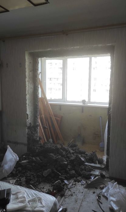 Демонтаж стен ,плитки вывоз мусора