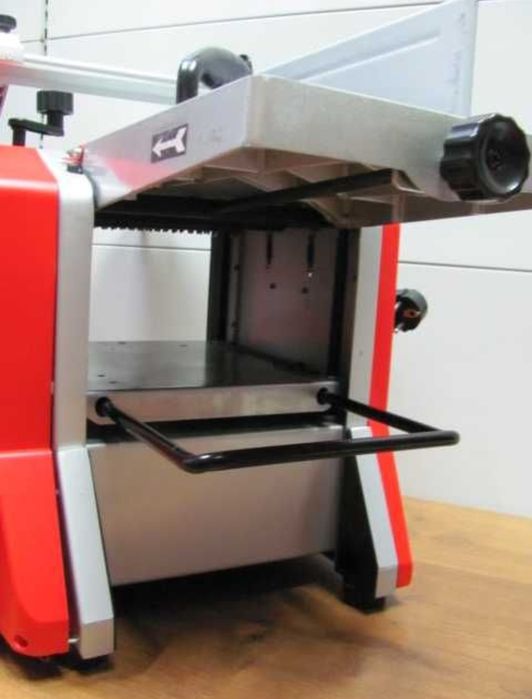 Рейсмус Einhell з Німетчини.