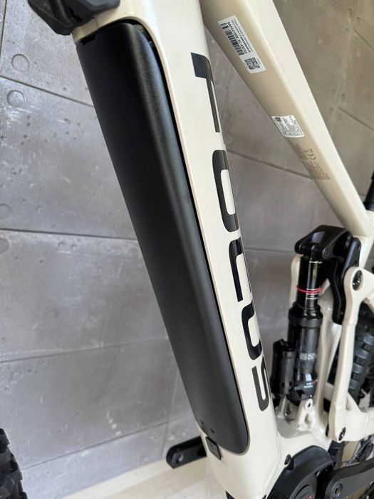 Електровелосипед Focus