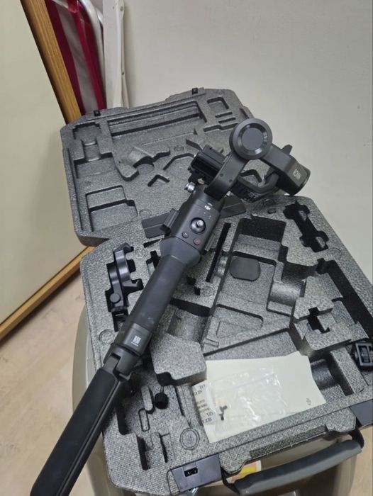 Estabilizador DJI Ronin SC Gimbal