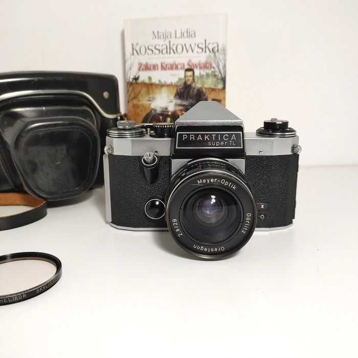 Niezawodna Lustranka analogowa PRAKTICA Super TL  Orestegon 1:2,8 29mm