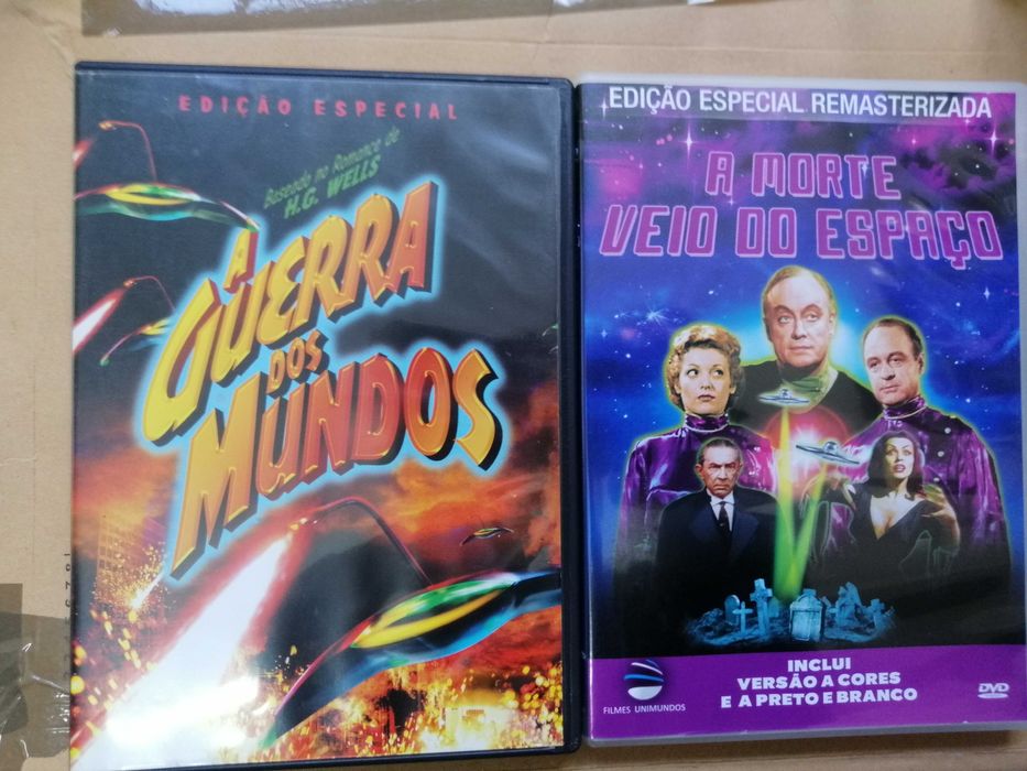 A guerra dos mundos  A Morte Veio Do Espaço (Plan 9 From Outer Space)