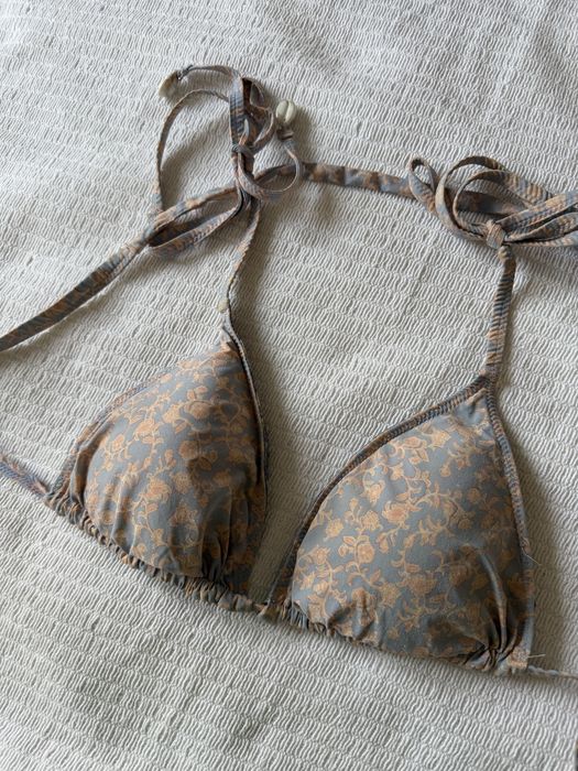 Bikini Top Love Stories