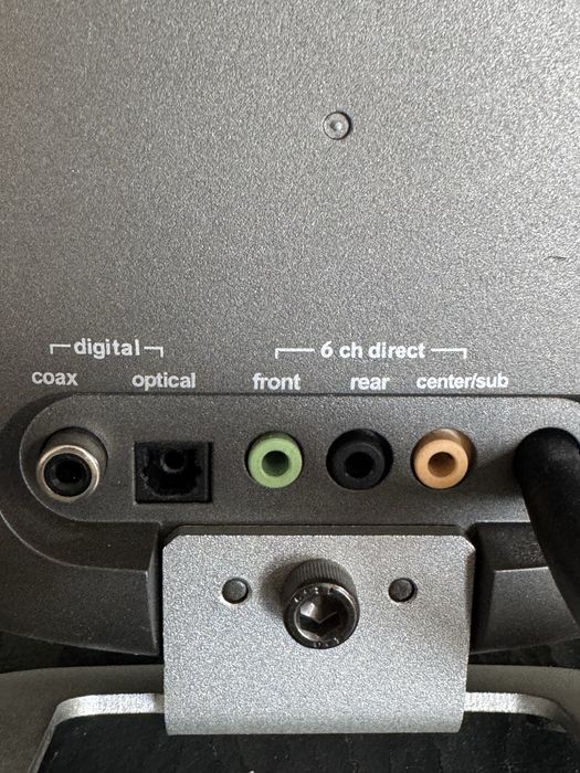 Logitech z680 Sterownik + obudowa ze wzmacnaiczem