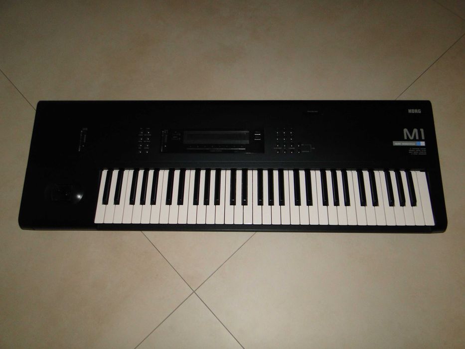 Legendarny Kultowy Syntezator Workstation KORG M1.Piękny Stan.Okazja