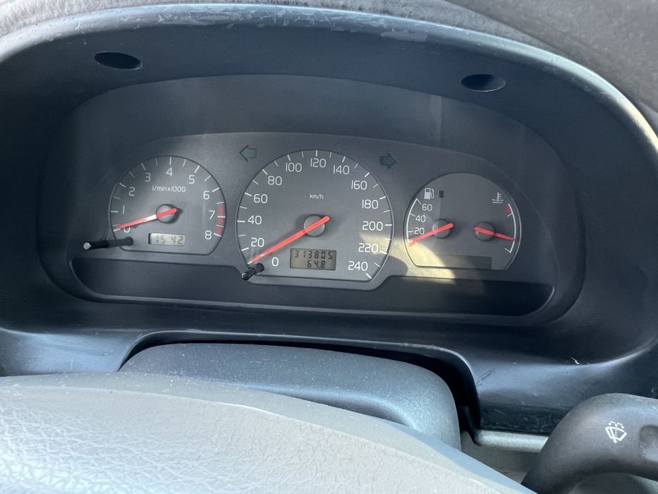 Volvo v40 1.6 benzin 1998p