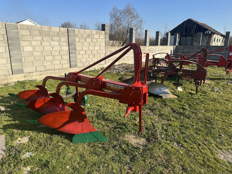 Плуг Kverneland  3-35