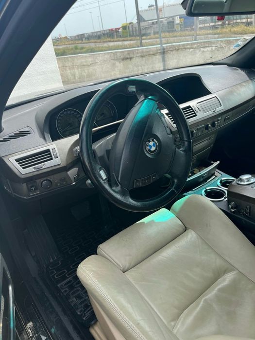 Vende se bmw 730