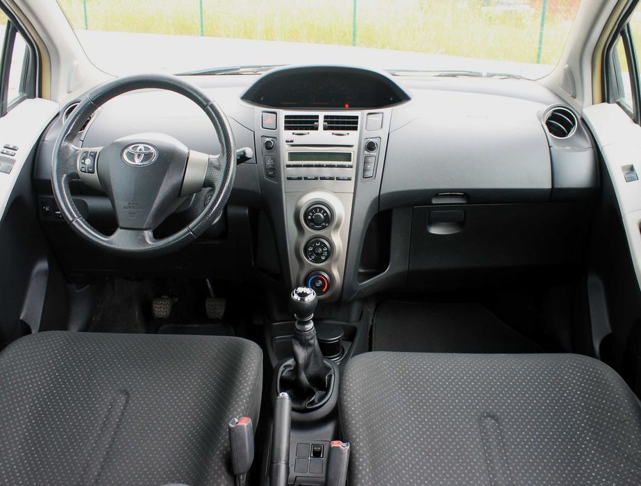 Toyota Yaris 1.4D4D com 162000km de 2011