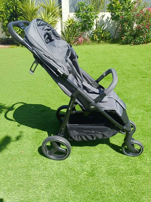 Carrinho de Bebé Kinderkraft TRIG 3 até 25 kg – Como Novo