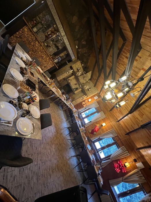 Будинок біля річки