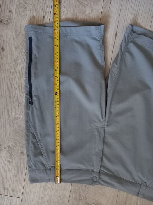 Продам шорты Berghaus