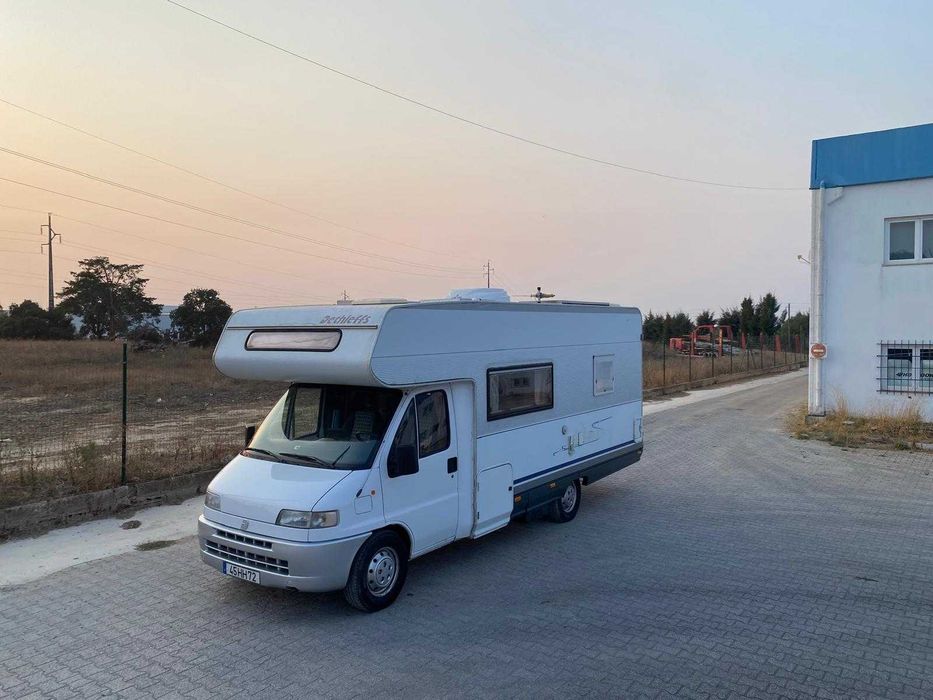 Autocaravana dethleffs  globetrotter