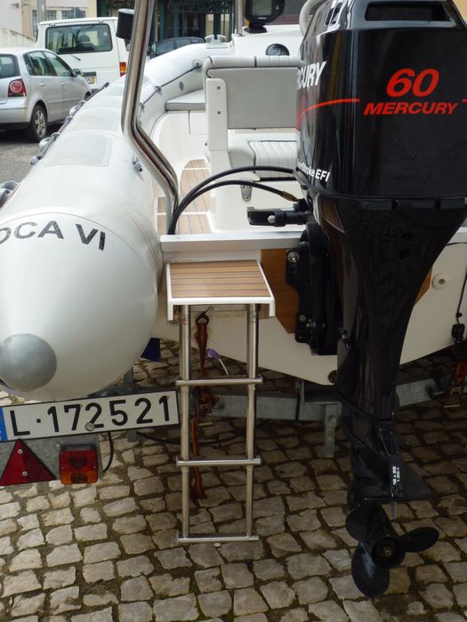Semi-rigido Valliant 520