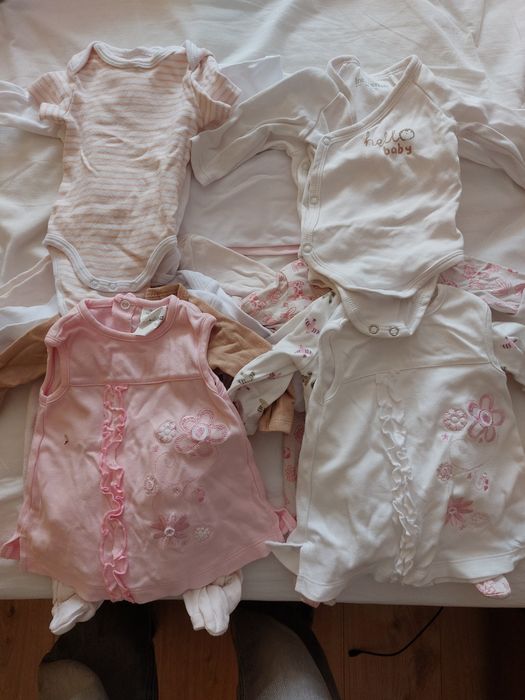 Lote roupa de bebé